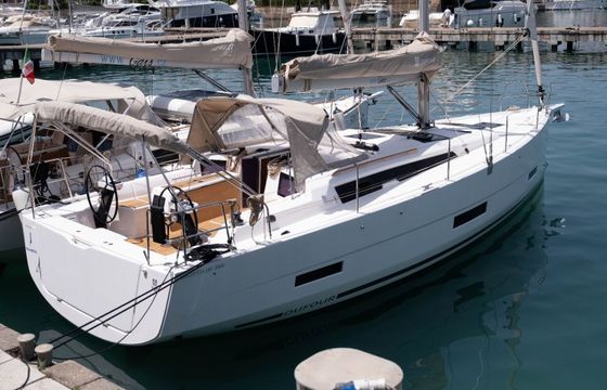 Sailboat Dufour Dufour 390 Grand Large 11.94m