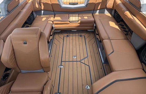 Motorboat Correct Craft Super Air Nautique G23 450hp