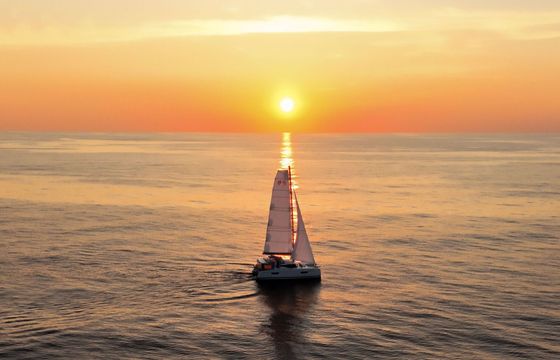 Catamaran Fountaine Pajot Astrea 42 12.58m