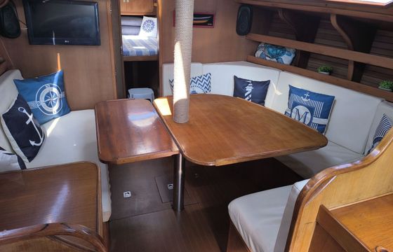 Sailboat North Wind 38 11.7m