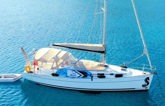 Sailboat BENETEAU CYCLADES 39.3 11.93m