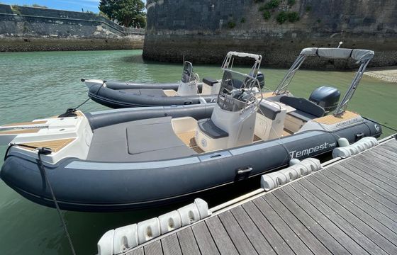 RIB Capelli Tempest 700 225hp