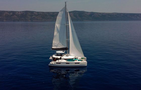 Catamaran Lagoon 46 14.02m
