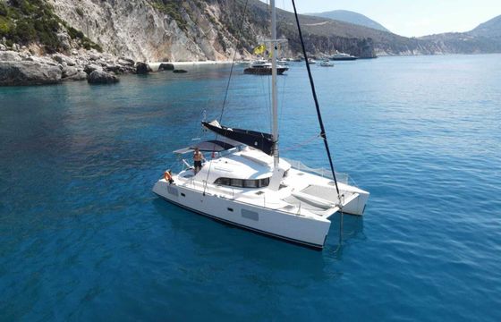 Catamaran Lagoon 380S 11.9m