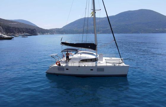 Catamaran Lagoon 380S 11.9m