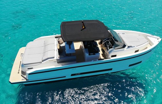 Motorboat De Antonio D36 600hp
