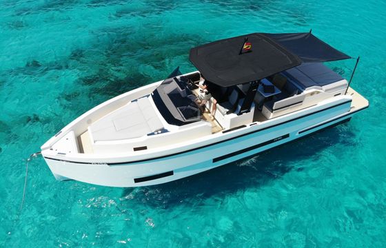 Motorboat De Antonio D36 600hp