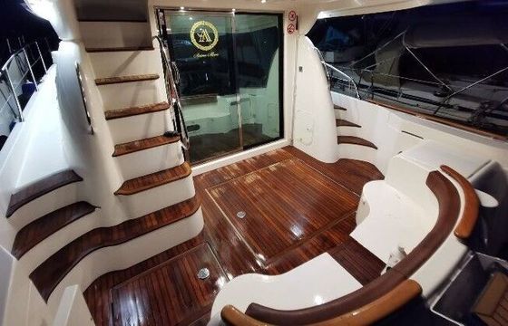 Motor yacht Jeanneau Prestige 46 Fly 1000hp