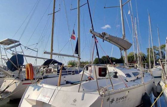 Sailboat Jeanneau Sun Fast 32 9.5m