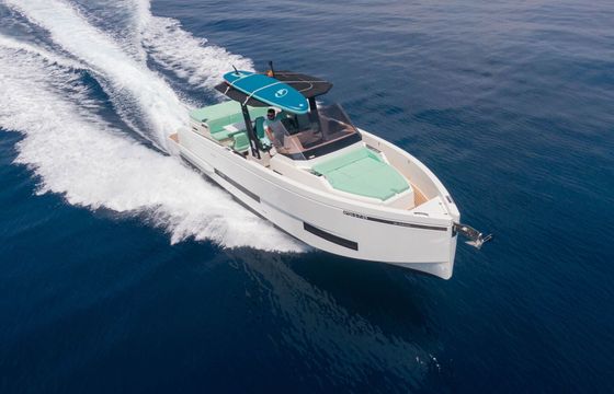 Motor yacht De Antonio D32 open 300hp