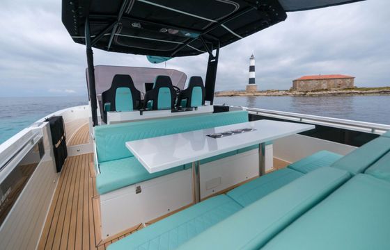 Motor yacht De Antonio D32 open 300hp