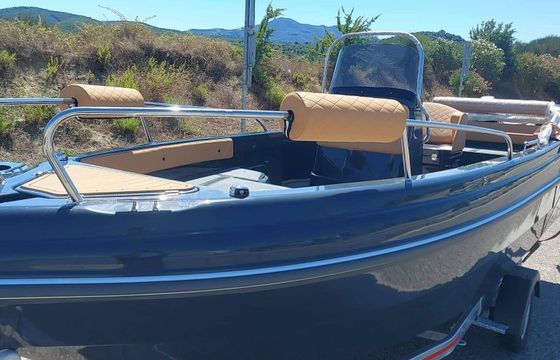 Motorboat KAREL ITHAKA 550 30hp