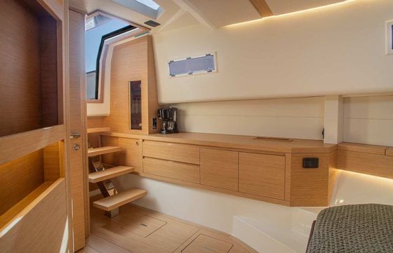 Motorboat PARDO 43 960hp