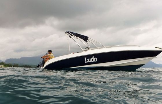 Motorboat LEGEND L21 150hp