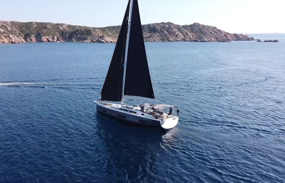 Sailboat Dufour 470 14.9m