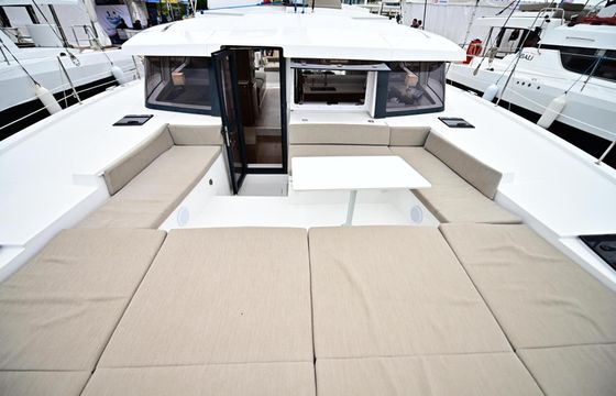 Catamaran Bali 4.2 12m