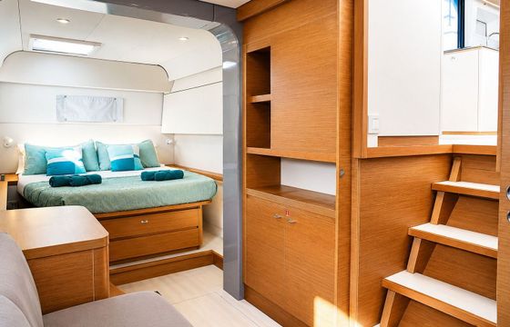 Catamaran Beneteau Excess 15 15m