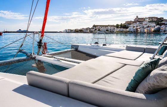 Catamaran Beneteau Excess 15 15m