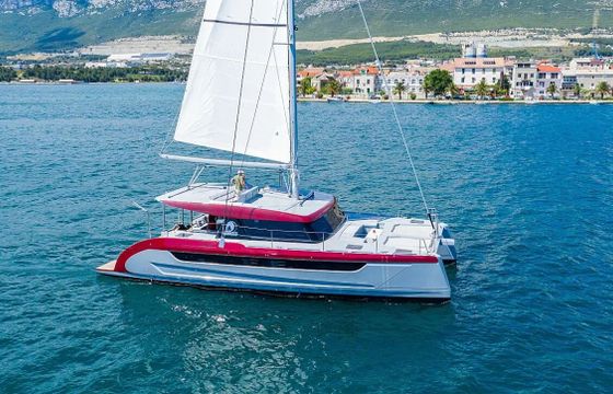 Catamaran Luna 49 14.9m