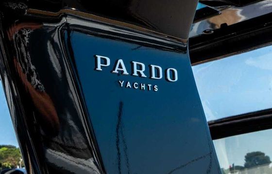 Motorboat Pardo 43 900hp