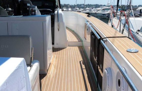 Motorboat Pardo 43 900hp