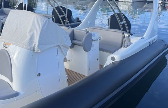 RIB Zodiac Medline 730 250hp