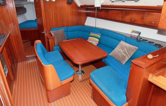 Sailboat Bavaria 41 12m