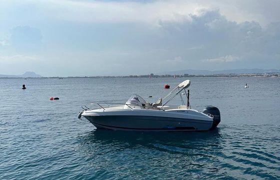 Motorboat Beneteau Flyer 6.5 Sundeck 175hp