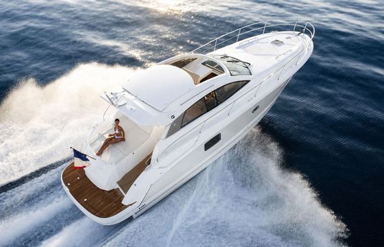 Motor yacht Beneteau PRESTIGE 440S 1000hp