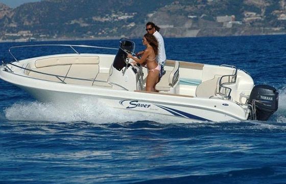 Motorboat Saver 550 Open 140hp