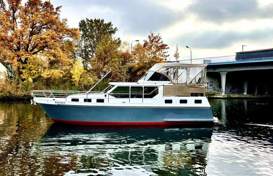 Houseboat Gruno Hollandia 1100 Classic 100hp