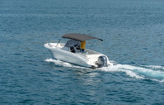 Motorboat Atlantic Marine Open 670 200hp