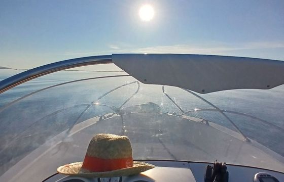 Motorboat Quicksilver 555 commander 90hp