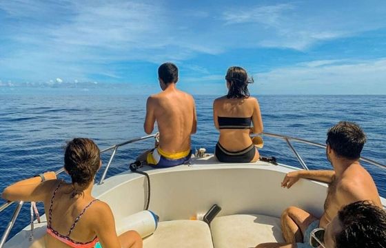 Motorboat Quicksilver 555 commander 90hp