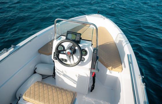 Boat without licence  Compass 160e 30hp