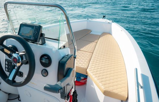 Boat without licence  Compass 160e 30hp