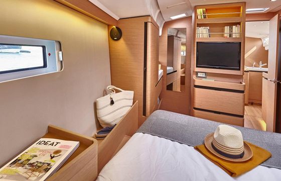 Sailboat JEANNEAU SUN ODYSSEY 490 15.07m