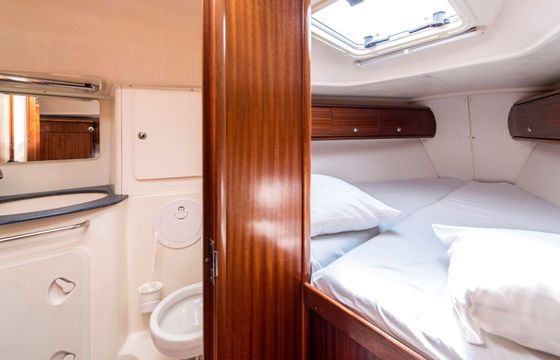 Sailing yacht Bavaria 36 Cruiser 11.4m