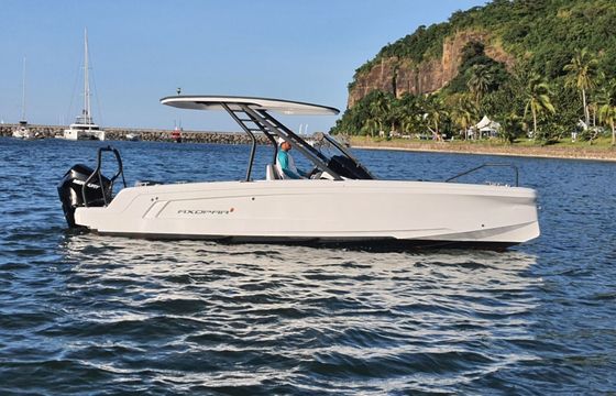 Motorboat Axopar AXOPAR 22 T-top 200hp
