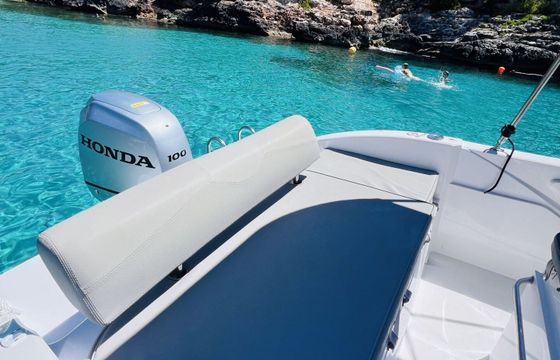 Motorboat TRIMARCHI 57S 100hp