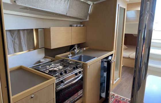 Sailboat Beneteau Oceanis 38.1 12m
