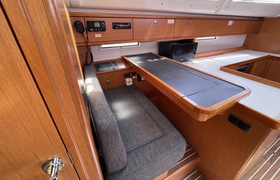 Sailboat BAVARIA CRUISER 51 15.5m