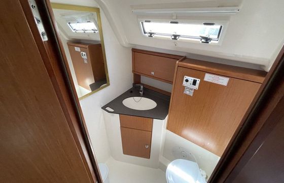 Sailboat BAVARIA CRUISER 51 15.5m