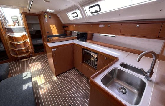 Sailboat BAVARIA CRUISER 51 15.5m