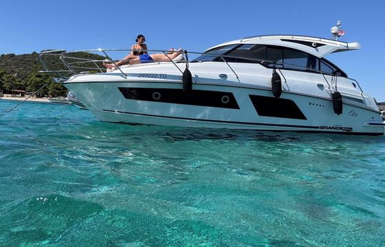 Motorboat Finnmarine OY Grandezza 34 oc 500hp