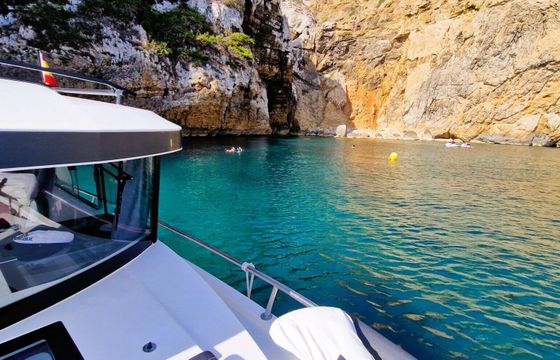 Motorboat Jeanneau Merry Fisher Marlin 895 350hp