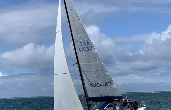 Sailboat Pogo Structures Pogo 30 9m