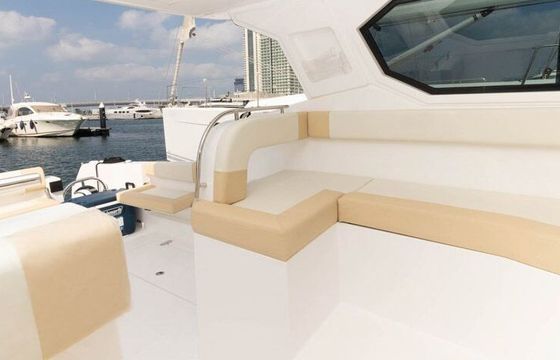 Motorboat Silver Craft 36 HT 600hp