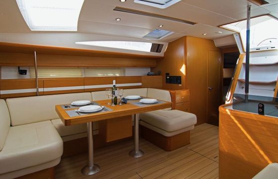 Sailboat JEANNEAU 53 16.06m