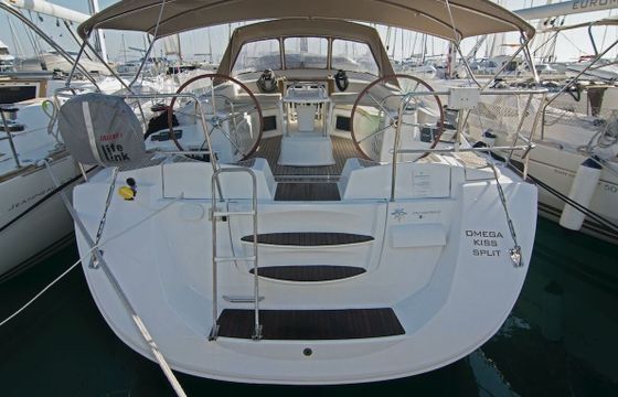 Sailboat JEANNEAU 53 16.06m